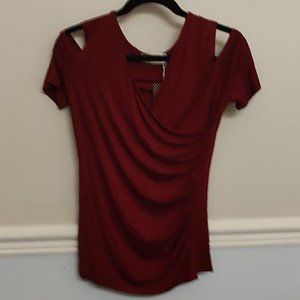 Merry Fun women's reddish open shoulder top nwt